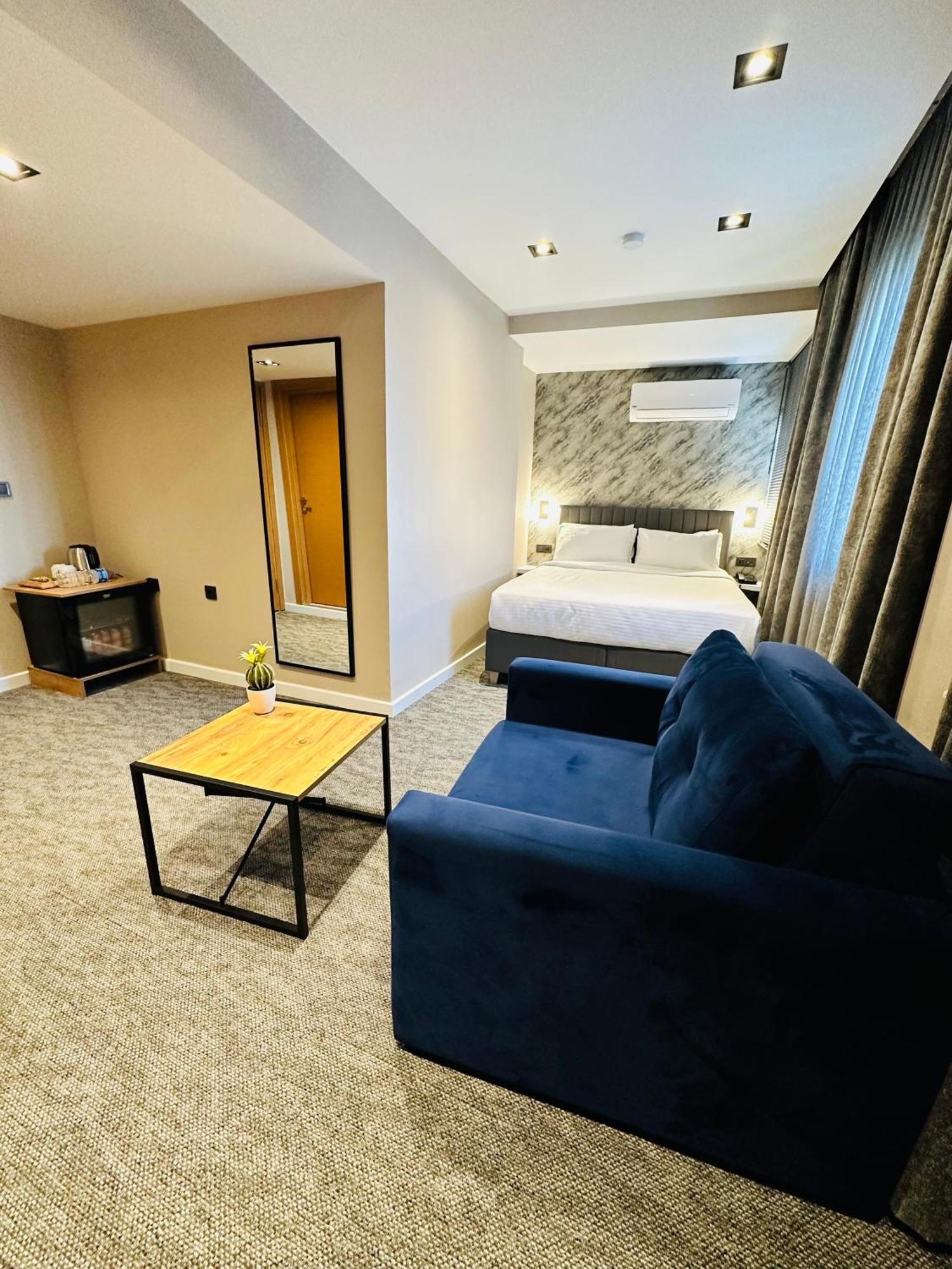 Taksim Rexxee Istanbul Istiklal Hotel Екстериор снимка