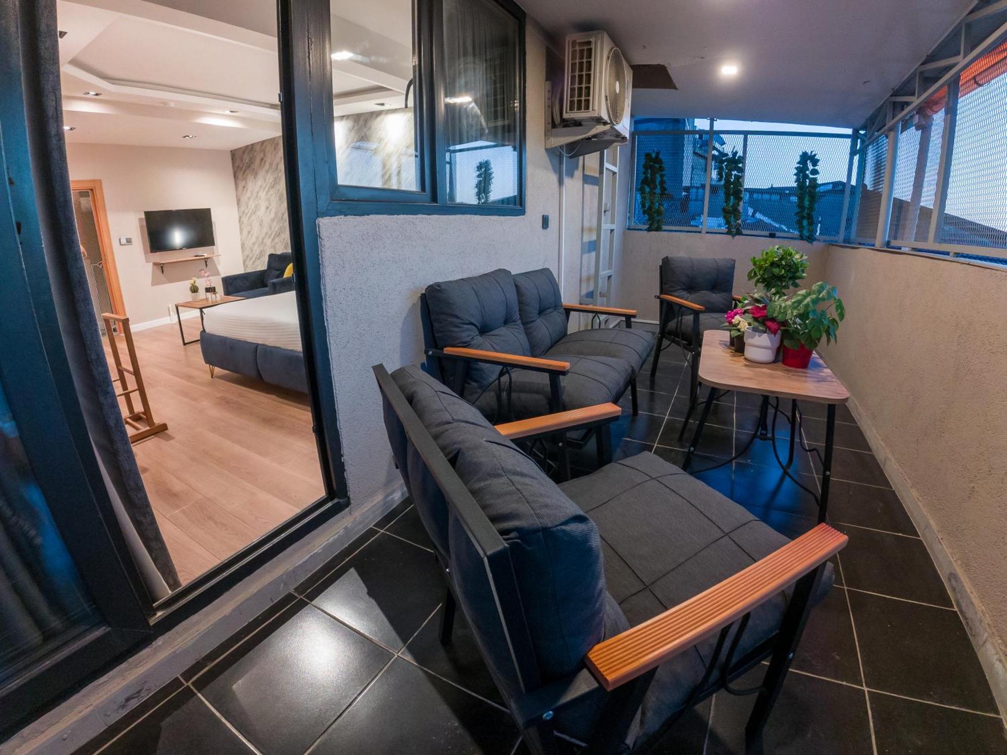 Taksim Rexxee Istanbul Istiklal Hotel Екстериор снимка