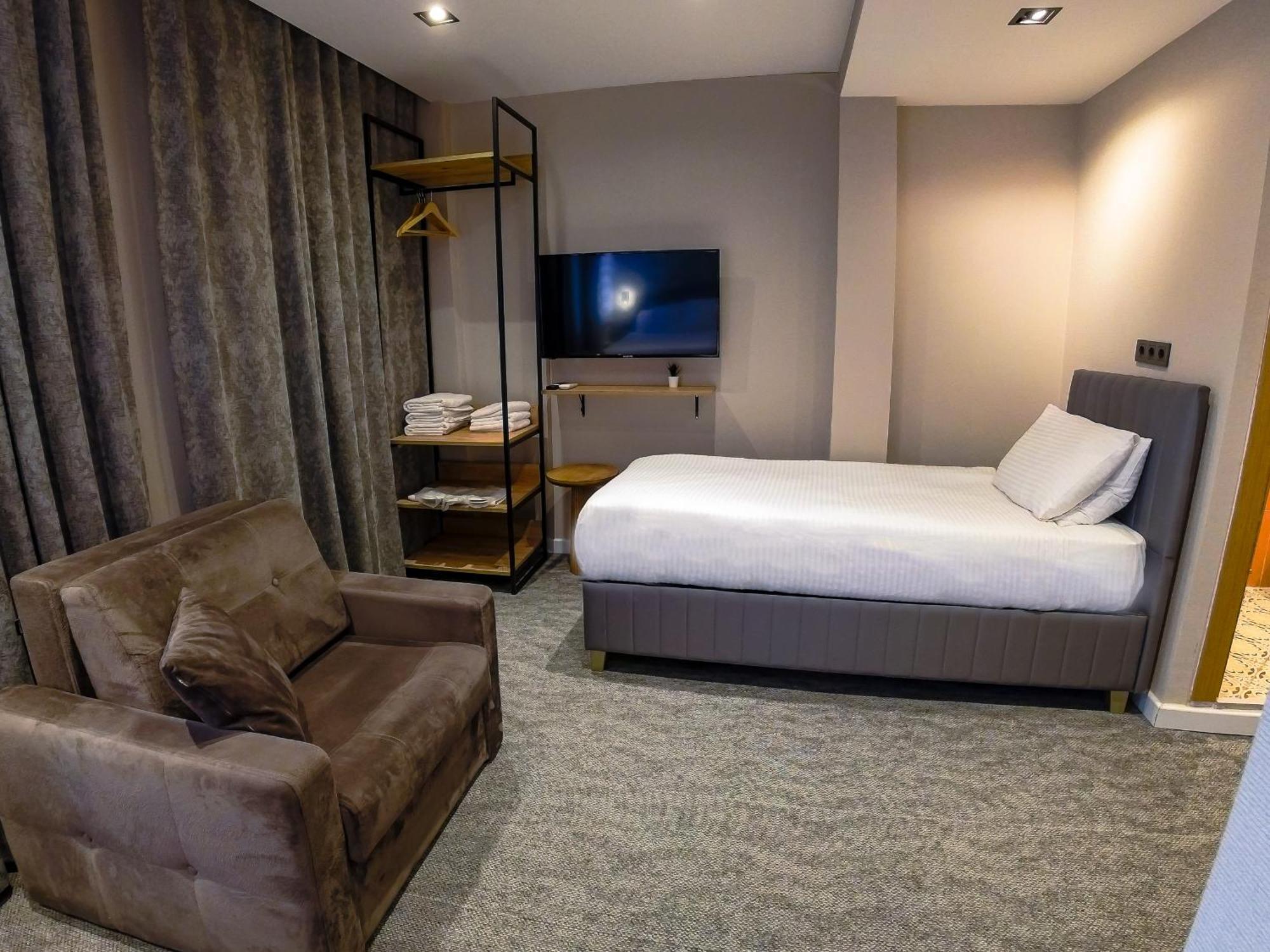 Taksim Rexxee Istanbul Istiklal Hotel Екстериор снимка